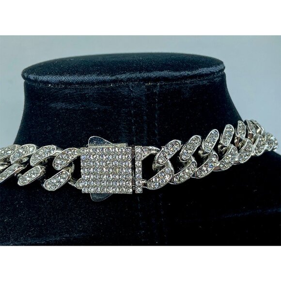 NWOT Cuban Chain Link Necklace Silver Tone with Cubic Zirconia - Picture 3 of 6